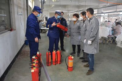 消防大隊(duì)貼心服務(wù) &ldquo;防疫、防火&rdquo;齊頭并進(jìn)